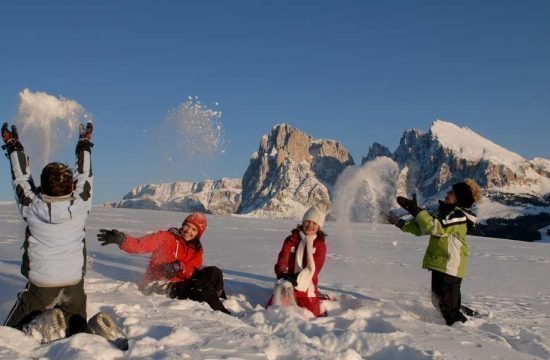 skireisen-dolomiten-winterurlaub-seiser-alm (1)